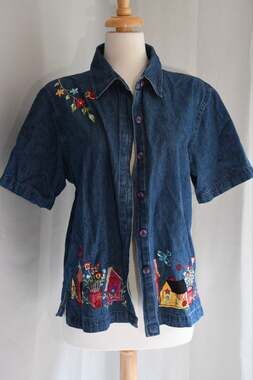 Keren Hart Denim 100% Cotton Button Up Short Sleeve Shirt Embroidered Sz Large